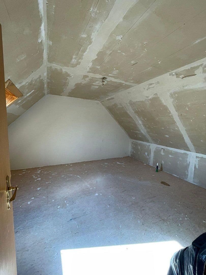 Predaj domu 616 m², pozemek 1.420 m², Mühlenstr.56, Neumünster, Šlezvicko-Holštajnsko Predaj domu 616 m², pozemek 1.420 m², Mühlenstr.56, Neumünster, Šlezvicko-Holštajnsko