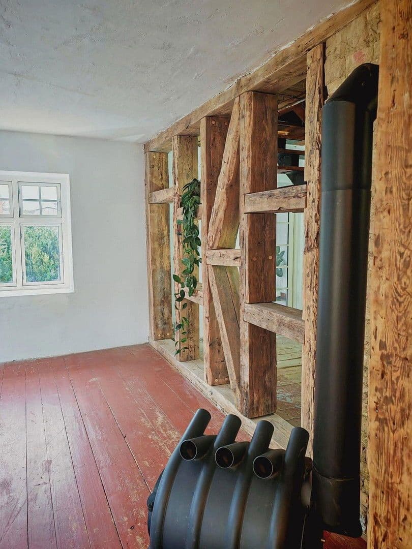 Predaj domu 900 m², pozemek 17.233 m², Badinger Weg 25, Zehdenick, Brandenbursko Predaj domu 900 m², pozemek 17.233 m², Badinger Weg 25, Zehdenick, Brandenbursko