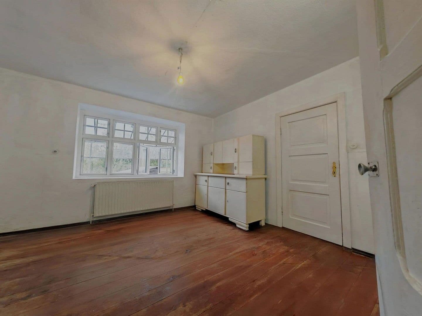 Predaj domu 900 m², pozemek 17.233 m², Badinger Weg 25, Zehdenick, Brandenbursko Predaj domu 900 m², pozemek 17.233 m², Badinger Weg 25, Zehdenick, Brandenbursko