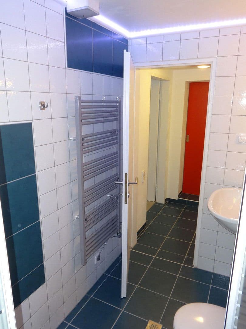 Prenájom bytu 1-izbový 32 m², Sparkassenstraße 12 Tür 2, Neumarkt am Wallersee, Salzbursko Prenájom bytu 1-izbový 32 m², Sparkassenstraße 12 Tür 2, Neumarkt am Wallersee, Salzbursko