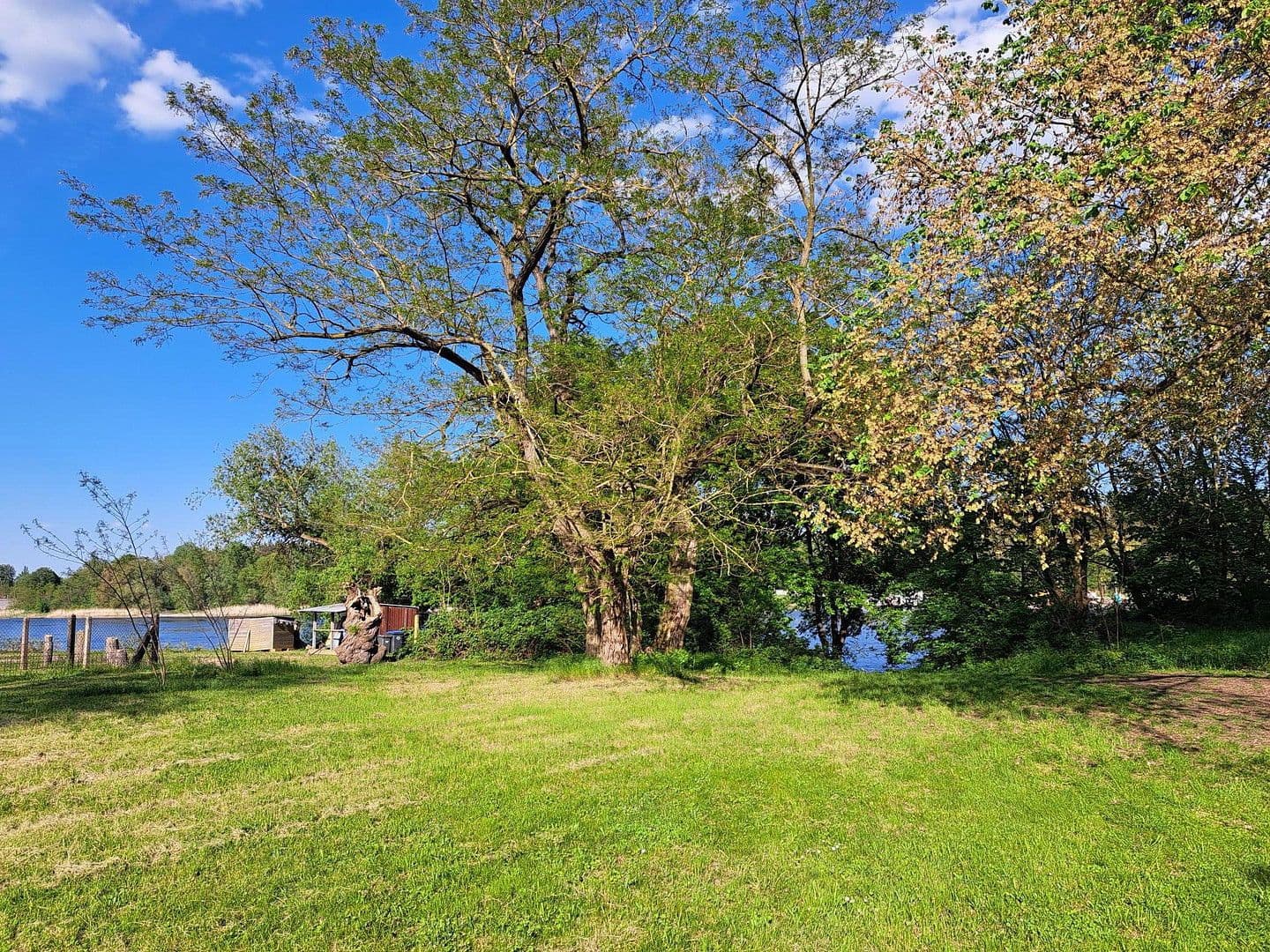 Predaj pozemku 8.608 m², Wilhelmienenberg 14, Bad Freienwalde (Oder), Brandenbursko Predaj pozemku 8.608 m², Wilhelmienenberg 14, Bad Freienwalde (Oder), Brandenbursko