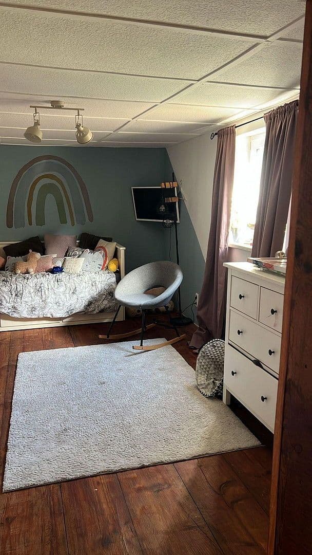 Prenájom bytu 4-izbový 165 m², Berliner Straße 73, Oderberg, Brandenbursko Prenájom bytu 4-izbový 165 m², Berliner Straße 73, Oderberg, Brandenbursko