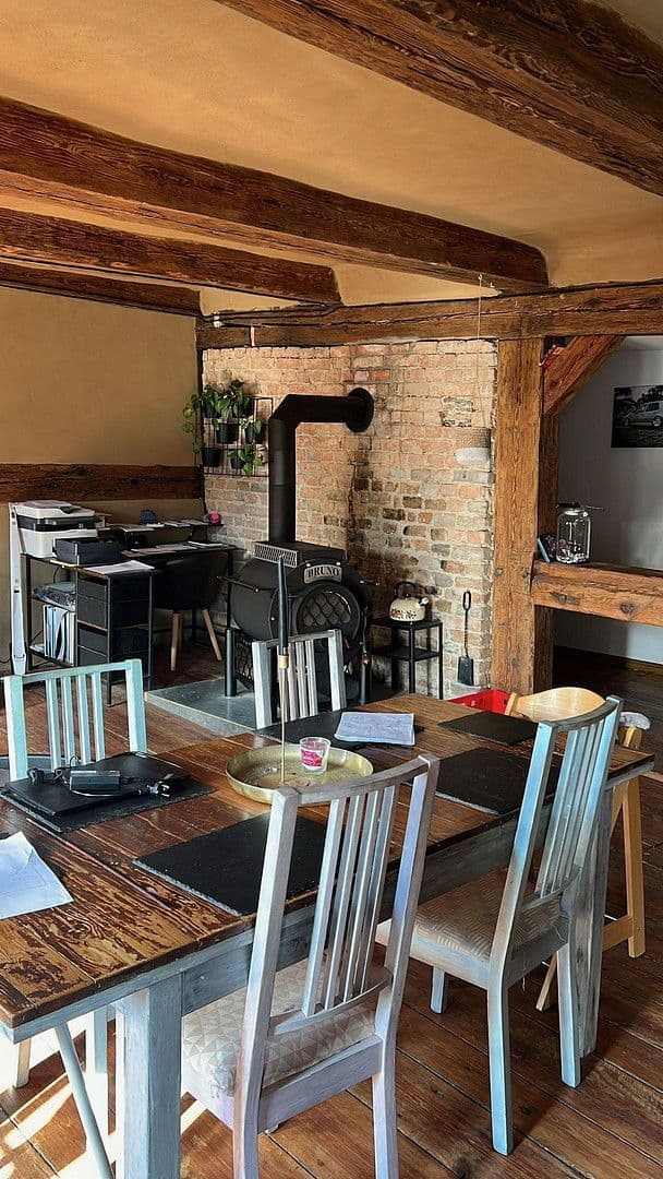 Prenájom bytu 4-izbový 165 m², Berliner Straße 73, Oderberg, Brandenbursko Prenájom bytu 4-izbový 165 m², Berliner Straße 73, Oderberg, Brandenbursko