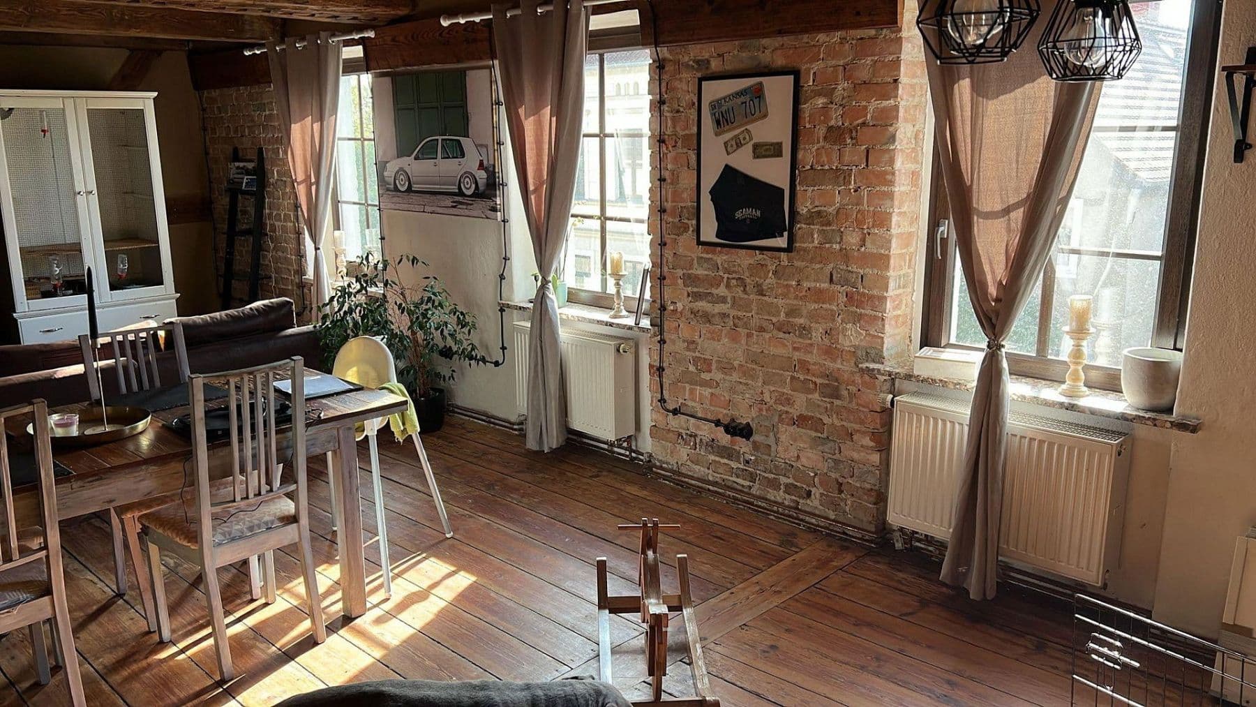 Prenájom bytu 4-izbový 165 m², Berliner Straße 73, Oderberg, Brandenbursko Prenájom bytu 4-izbový 165 m², Berliner Straße 73, Oderberg, Brandenbursko