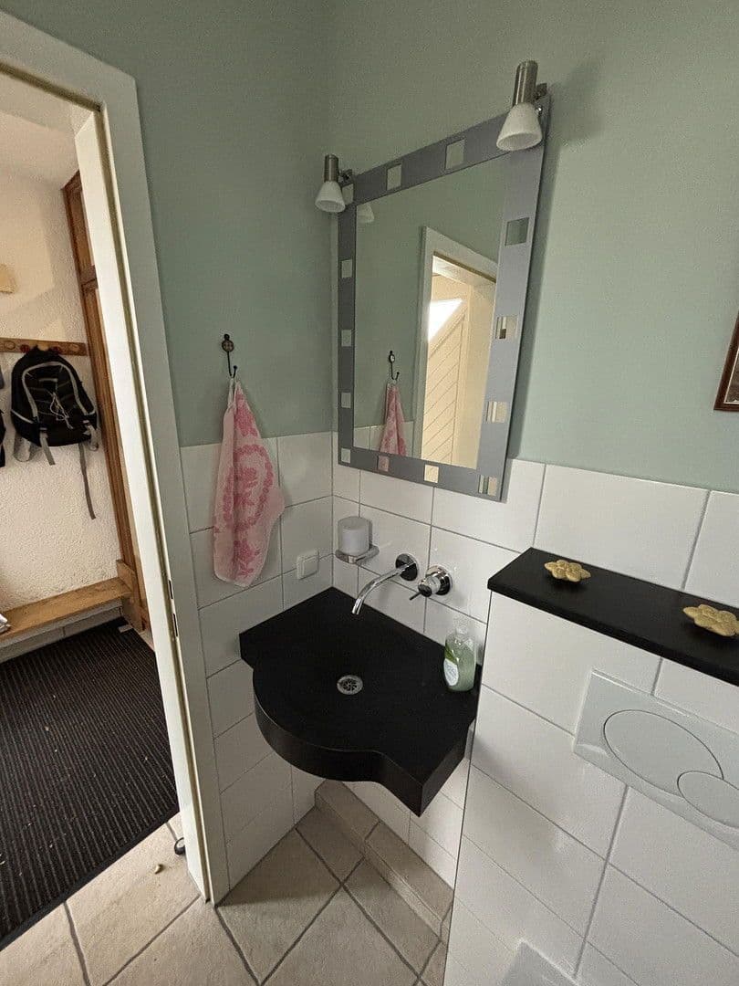 Predaj domu 130 m², pozemek 305 m², Mainz, Porýnie-Falcko Predaj domu 130 m², pozemek 305 m², Mainz, Porýnie-Falcko