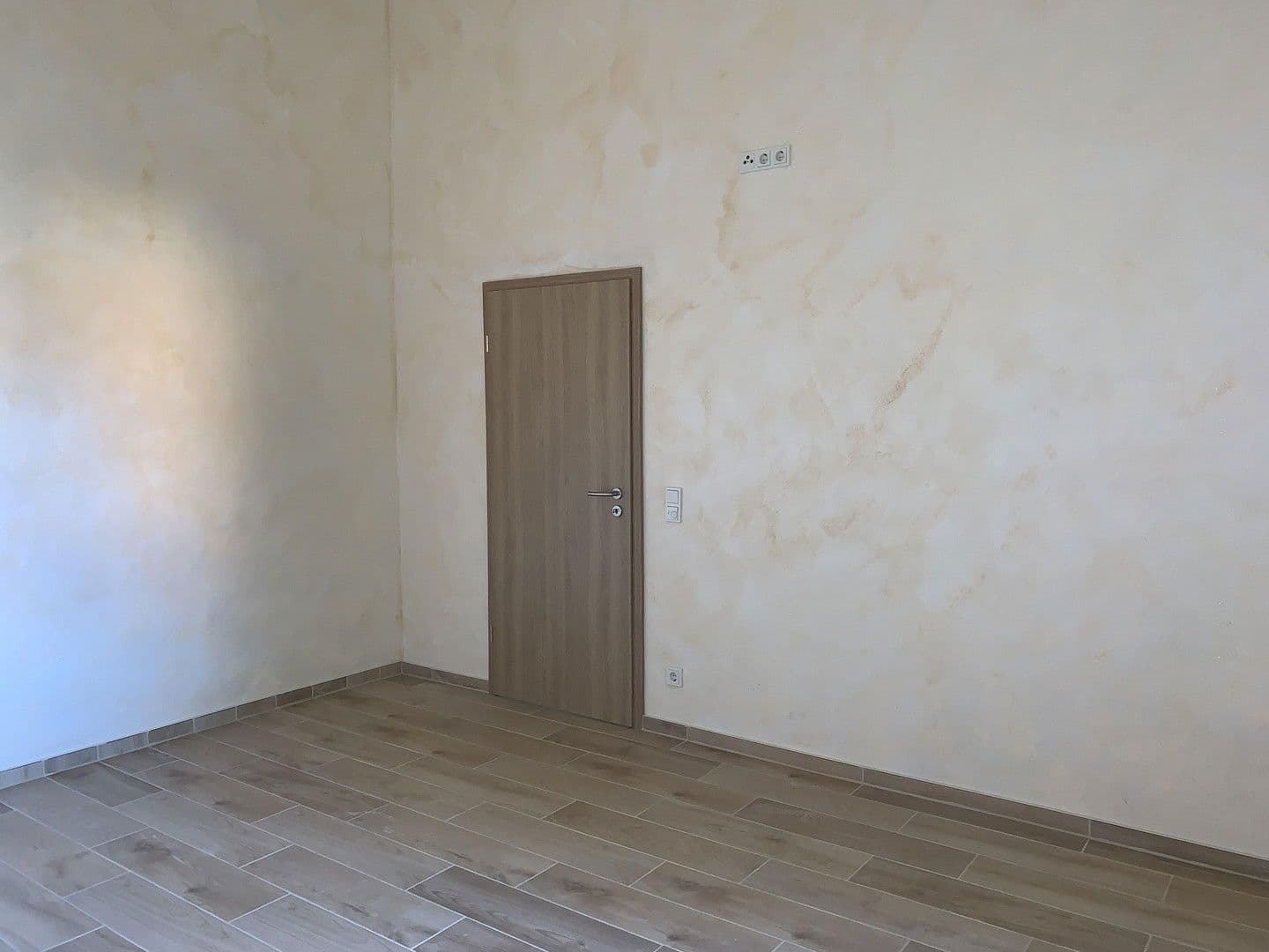 Predaj domu 200 m², pozemek 960 m², Zweibrücken, Porýnie-Falcko Predaj domu 200 m², pozemek 960 m², Zweibrücken, Porýnie-Falcko