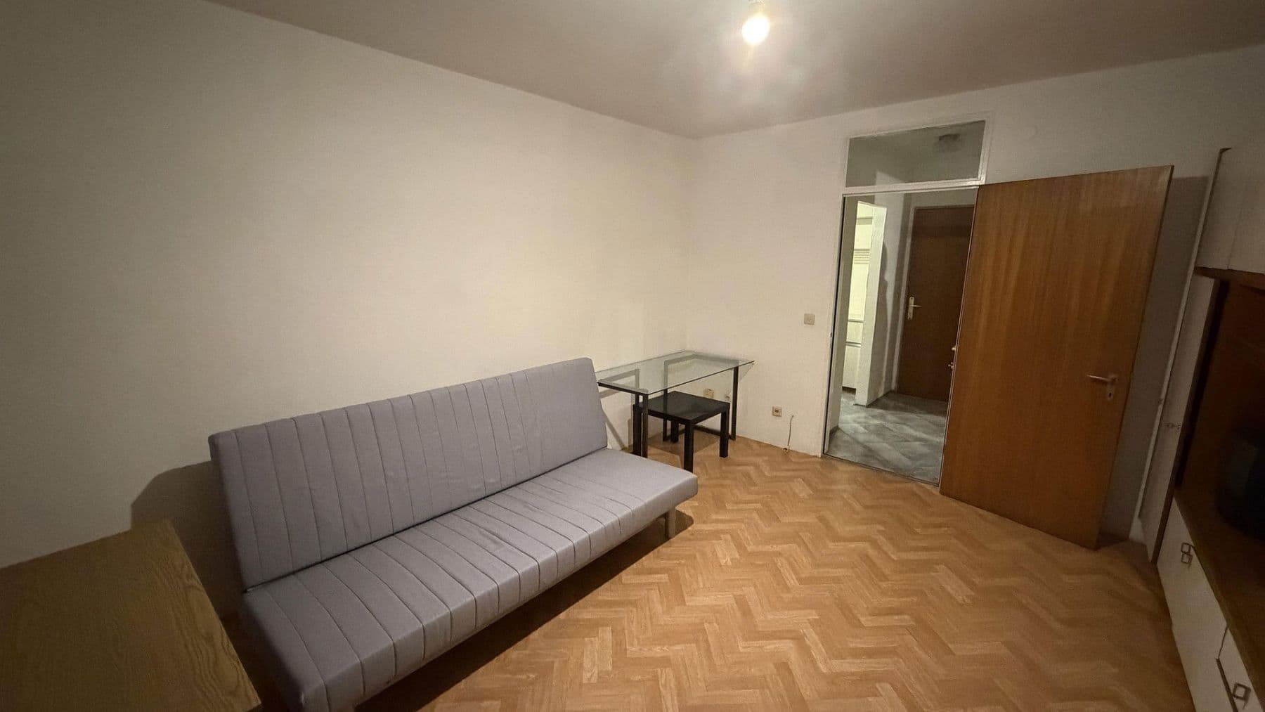 Prenájom bytu 1-izbový 25 m², Uferstraße 32, Innsbruck, Tirolsko Prenájom bytu 1-izbový 25 m², Uferstraße 32, Innsbruck, Tirolsko