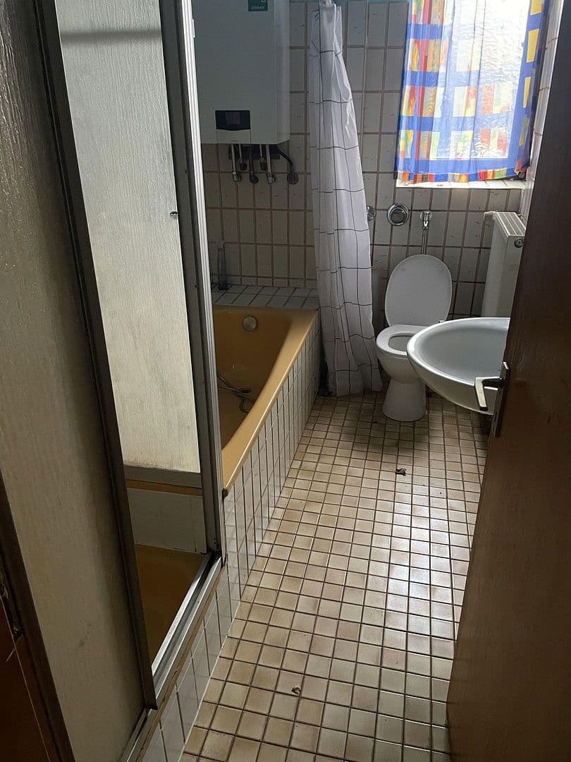 Predaj domu 295 m², pozemek 330 m², Zweibrücken, Porýnie-Falcko Predaj domu 295 m², pozemek 330 m², Zweibrücken, Porýnie-Falcko