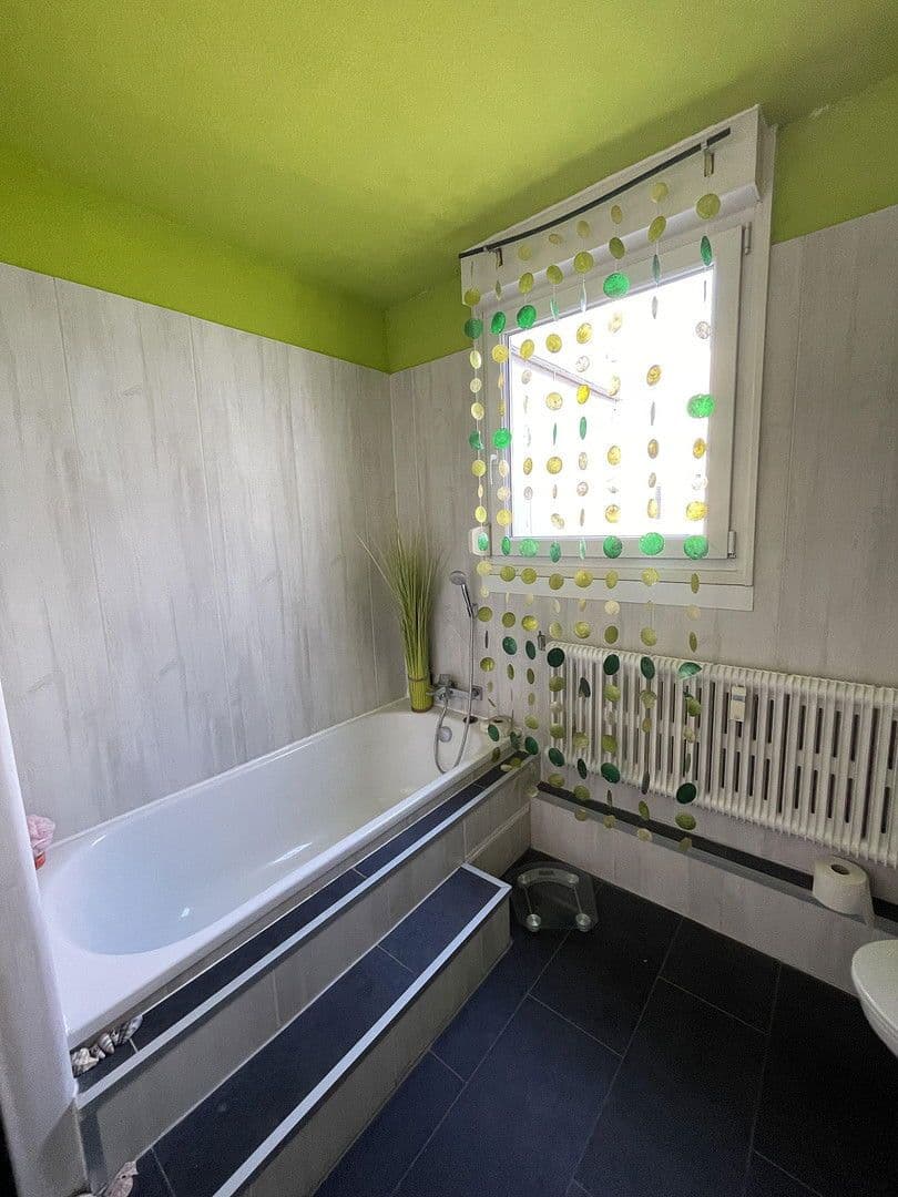 Predaj bytu 5-izbový 140 m², Offenburg, Bádensko-Wurttembersko Predaj bytu 5-izbový 140 m², Offenburg, Bádensko-Wurttembersko