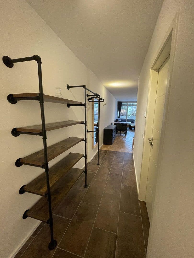 Prenájom bytu 1-izbový 45 m², München, Bavorsko Prenájom bytu 1-izbový 45 m², München, Bavorsko