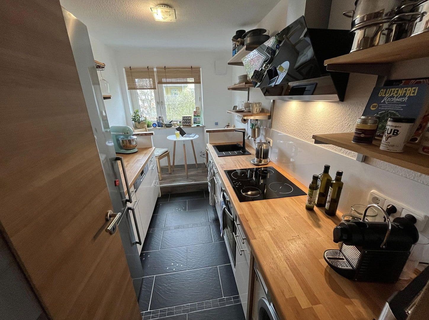 Prenájom bytu 3-izbový 68 m², Hardenbergstr. 76, Nürnberg, Bavorsko Prenájom bytu 3-izbový 68 m², Hardenbergstr. 76, Nürnberg, Bavorsko