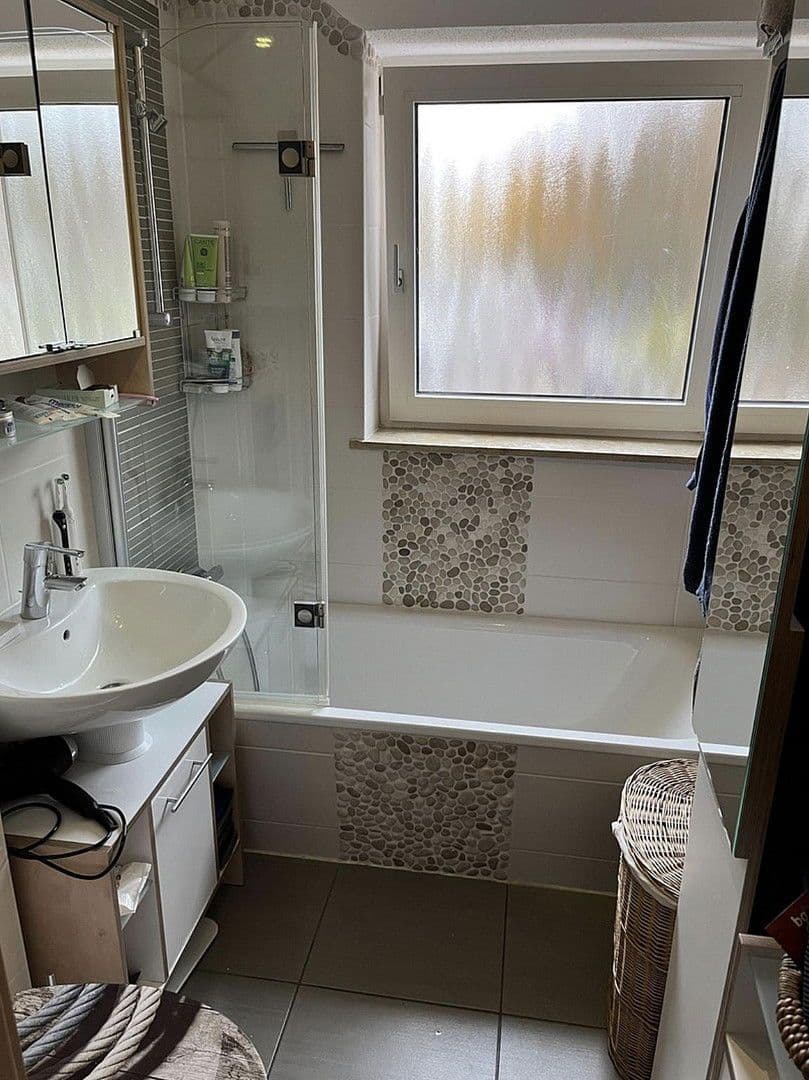 Prenájom bytu 3-izbový 68 m², Hardenbergstr. 76, Nürnberg, Bavorsko Prenájom bytu 3-izbový 68 m², Hardenbergstr. 76, Nürnberg, Bavorsko