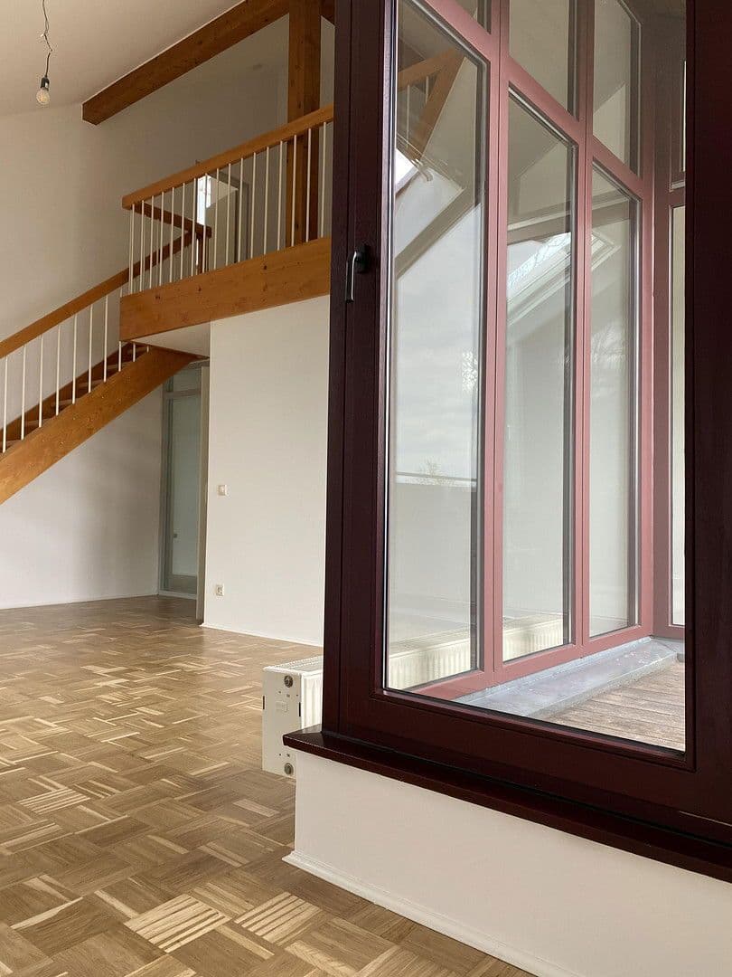 Prenájom bytu 4-izbový 108 m², Richard-Strauß-Allee 3, Wuppertal, Severné Porýnie - Westfálsko Prenájom bytu 4-izbový 108 m², Richard-Strauß-Allee 3, Wuppertal, Severné Porýnie - Westfálsko