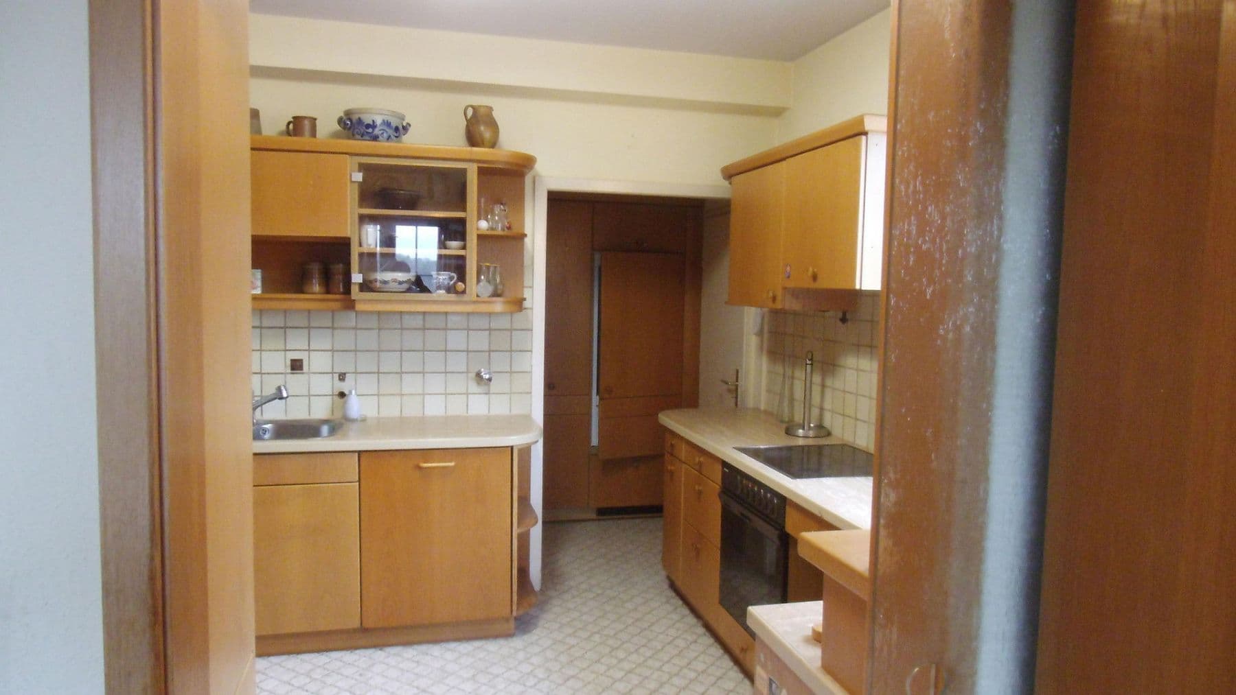 Predaj domu 326 m², pozemek 1.366 m², Nellinger Straße 47, Stuttgart, Bádensko-Wurttembersko Predaj domu 326 m², pozemek 1.366 m², Nellinger Straße 47, Stuttgart, Bádensko-Wurttembersko