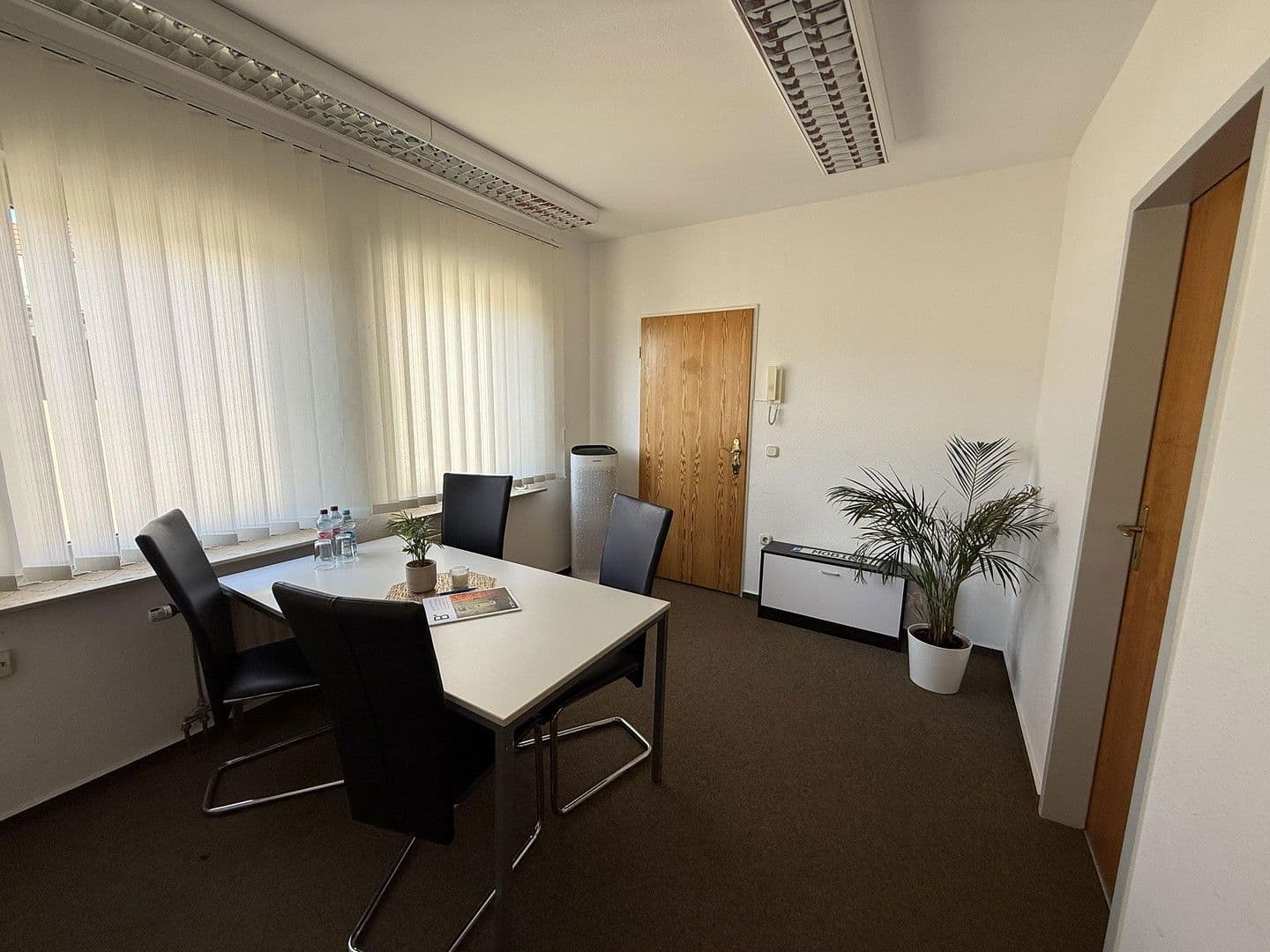 Prenájom kancelárie 50 m², Baruther Straße 4, Zossen, Brandenbursko Prenájom kancelárie 50 m², Baruther Straße 4, Zossen, Brandenbursko