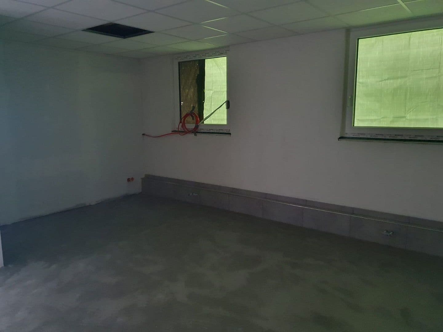 Prenájom kancelárie 105 m², Salmbacher Weg 35, Engelsbrand, Bádensko-Wurttembersko Prenájom kancelárie 105 m², Salmbacher Weg 35, Engelsbrand, Bádensko-Wurttembersko