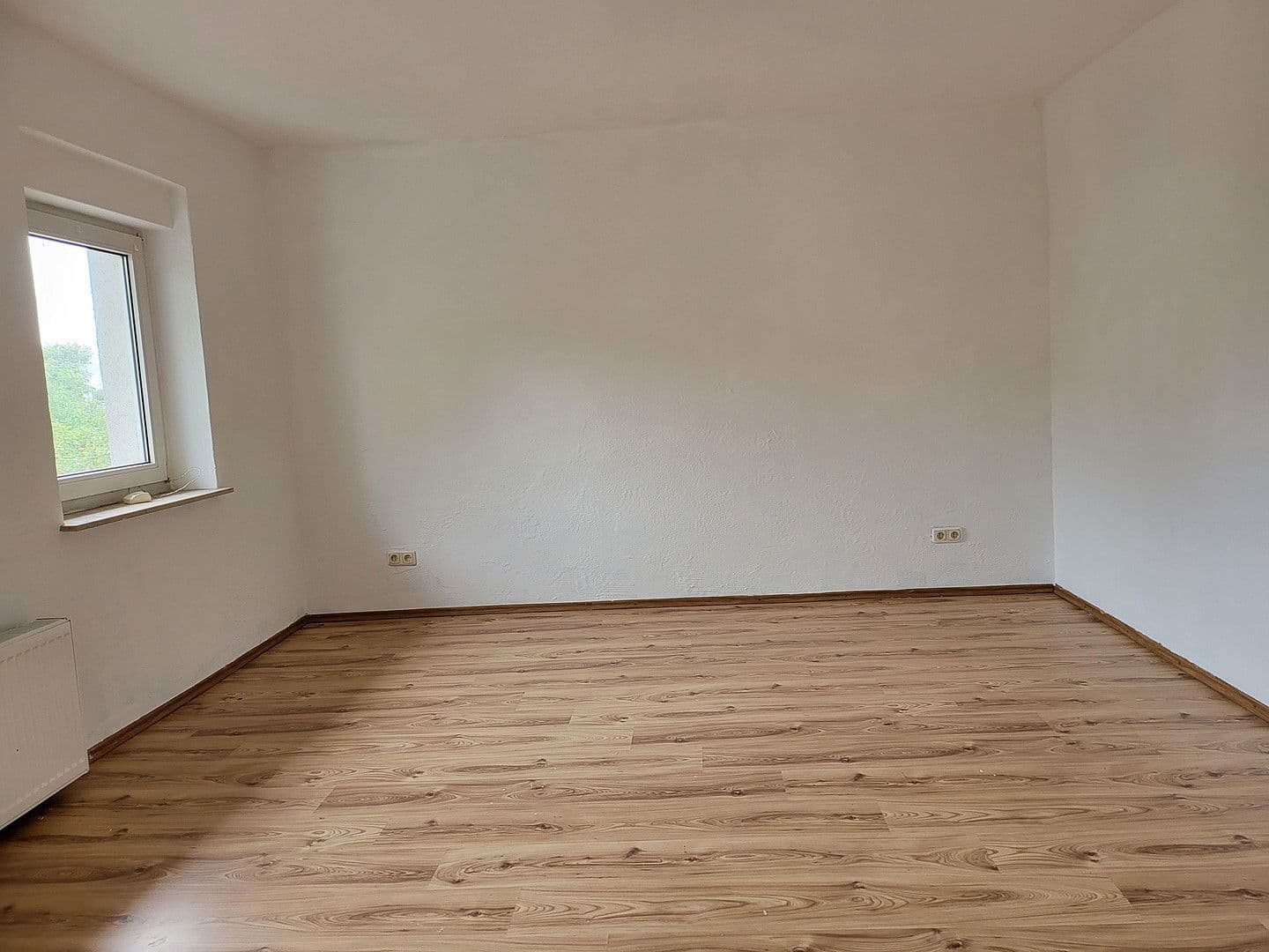 Prenájom bytu 4-izbový 105 m², Breiter Weg 6, Auderath, Porýnie-Falcko Prenájom bytu 4-izbový 105 m², Breiter Weg 6, Auderath, Porýnie-Falcko