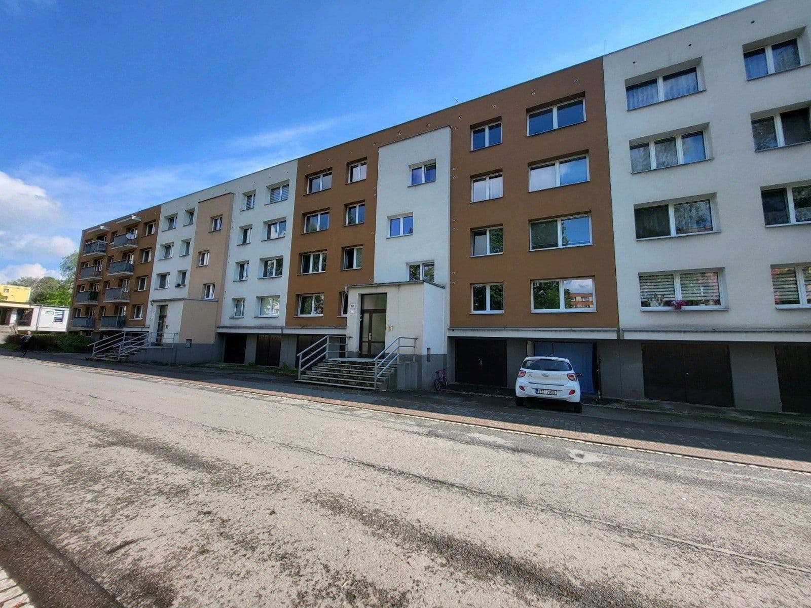 Prenájom bytu 3-izbový 74 m², Prameny, Karviná, Moravskoslezský kraj Prenájom bytu 3-izbový 74 m², Prameny, Karviná, Moravskoslezský kraj