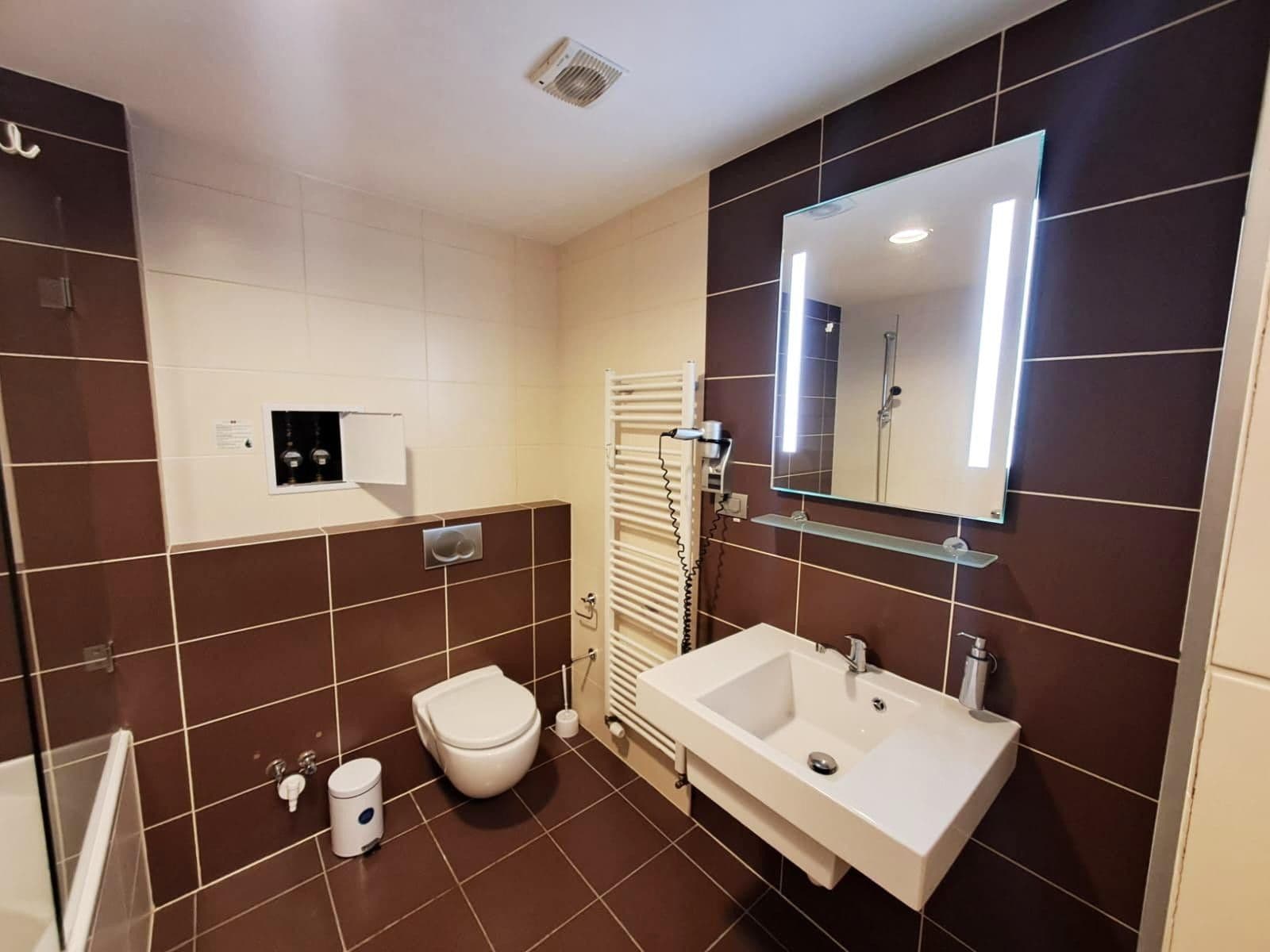 Prenájom bytu 1-izbový 23 m², Suchdolské náměstí, Praha, Praha Prenájom bytu 1-izbový 23 m², Suchdolské náměstí, Praha, Praha