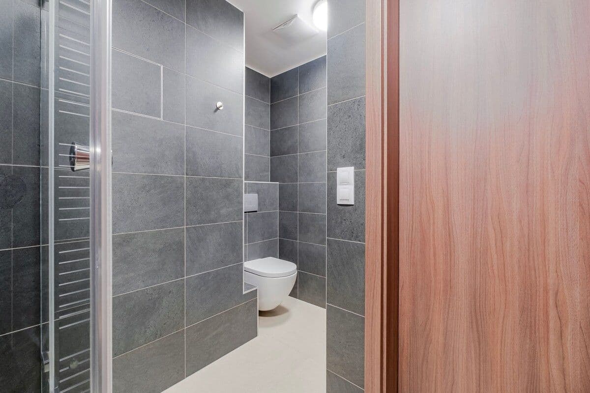 Prenájom bytu 56 m², Nekvasilova, Praha, Praha Prenájom bytu 56 m², Nekvasilova, Praha, Praha