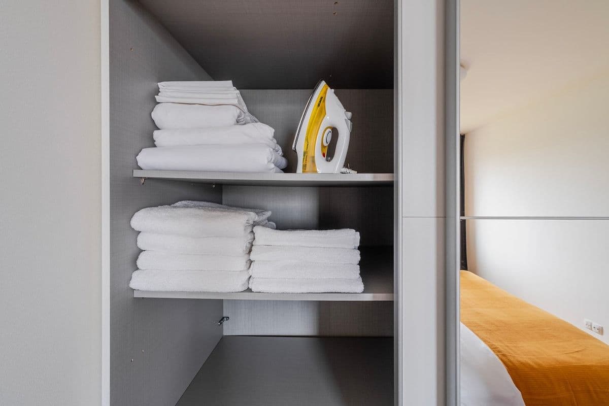 Prenájom bytu 56 m², Nekvasilova, Praha, Praha Prenájom bytu 56 m², Nekvasilova, Praha, Praha