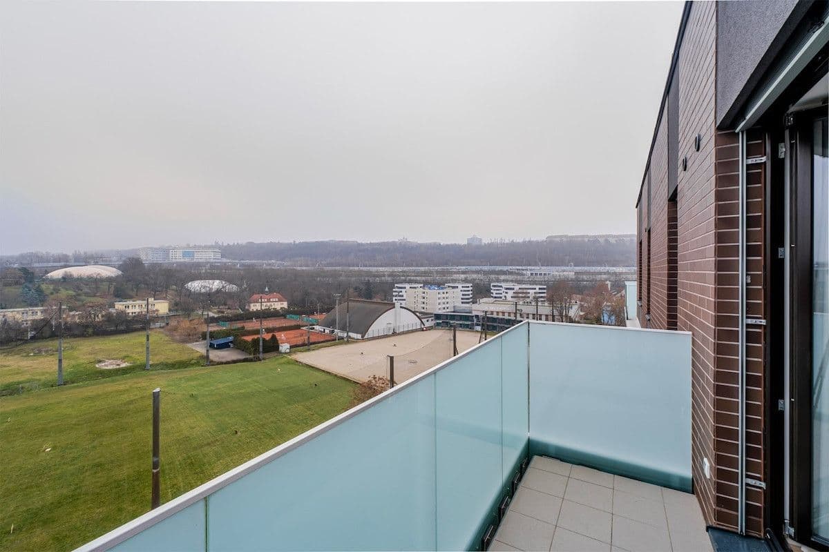 Prenájom bytu 56 m², Nekvasilova, Praha, Praha Prenájom bytu 56 m², Nekvasilova, Praha, Praha