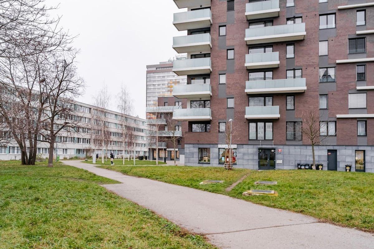 Prenájom bytu 56 m², Nekvasilova, Praha, Praha Prenájom bytu 56 m², Nekvasilova, Praha, Praha