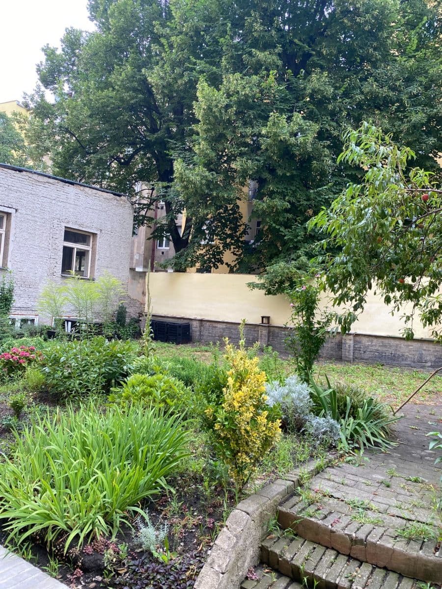 Prenájom bytu 2-izbový 45 m², náměstí Dr. Václava Holého, Praha, Praha Prenájom bytu 2-izbový 45 m², náměstí Dr. Václava Holého, Praha, Praha