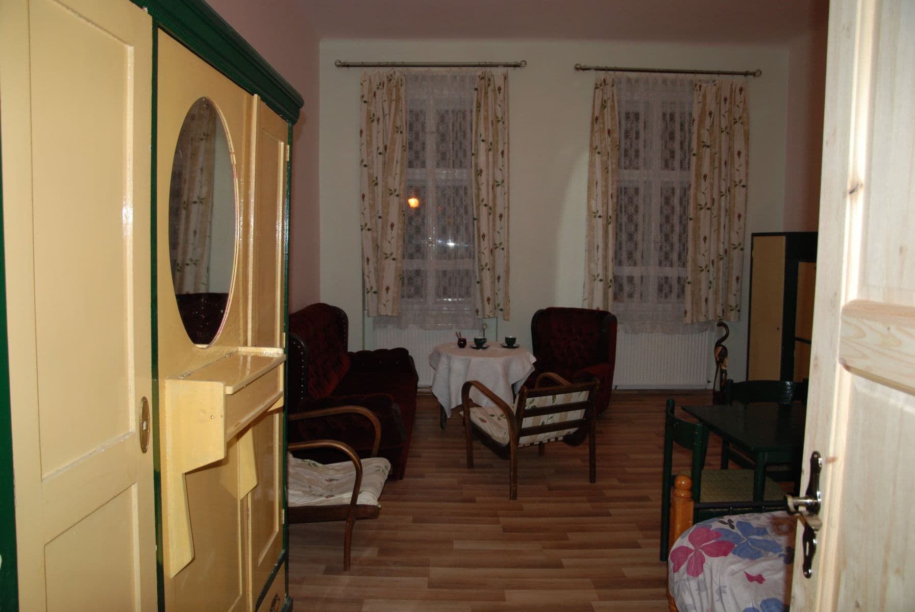 Prenájom bytu 40 m², Orebitská, Praha, Praha Prenájom bytu 40 m², Orebitská, Praha, Praha