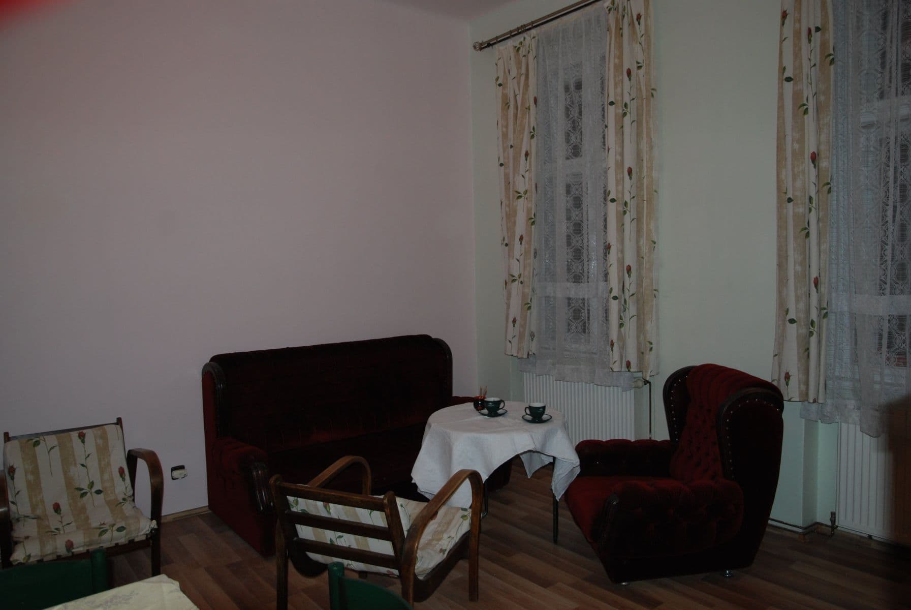 Prenájom bytu 40 m², Orebitská, Praha, Praha Prenájom bytu 40 m², Orebitská, Praha, Praha