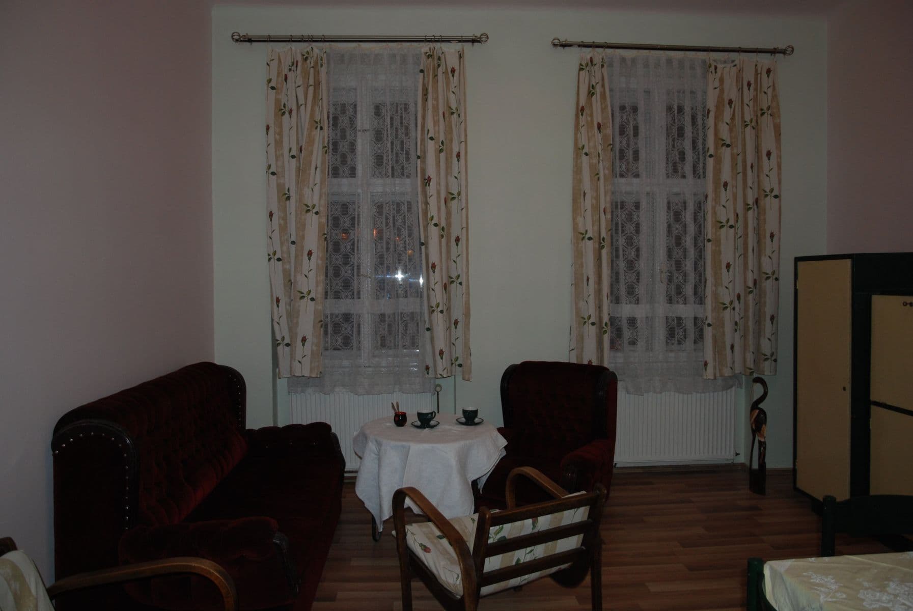 Prenájom bytu 40 m², Orebitská, Praha, Praha Prenájom bytu 40 m², Orebitská, Praha, Praha