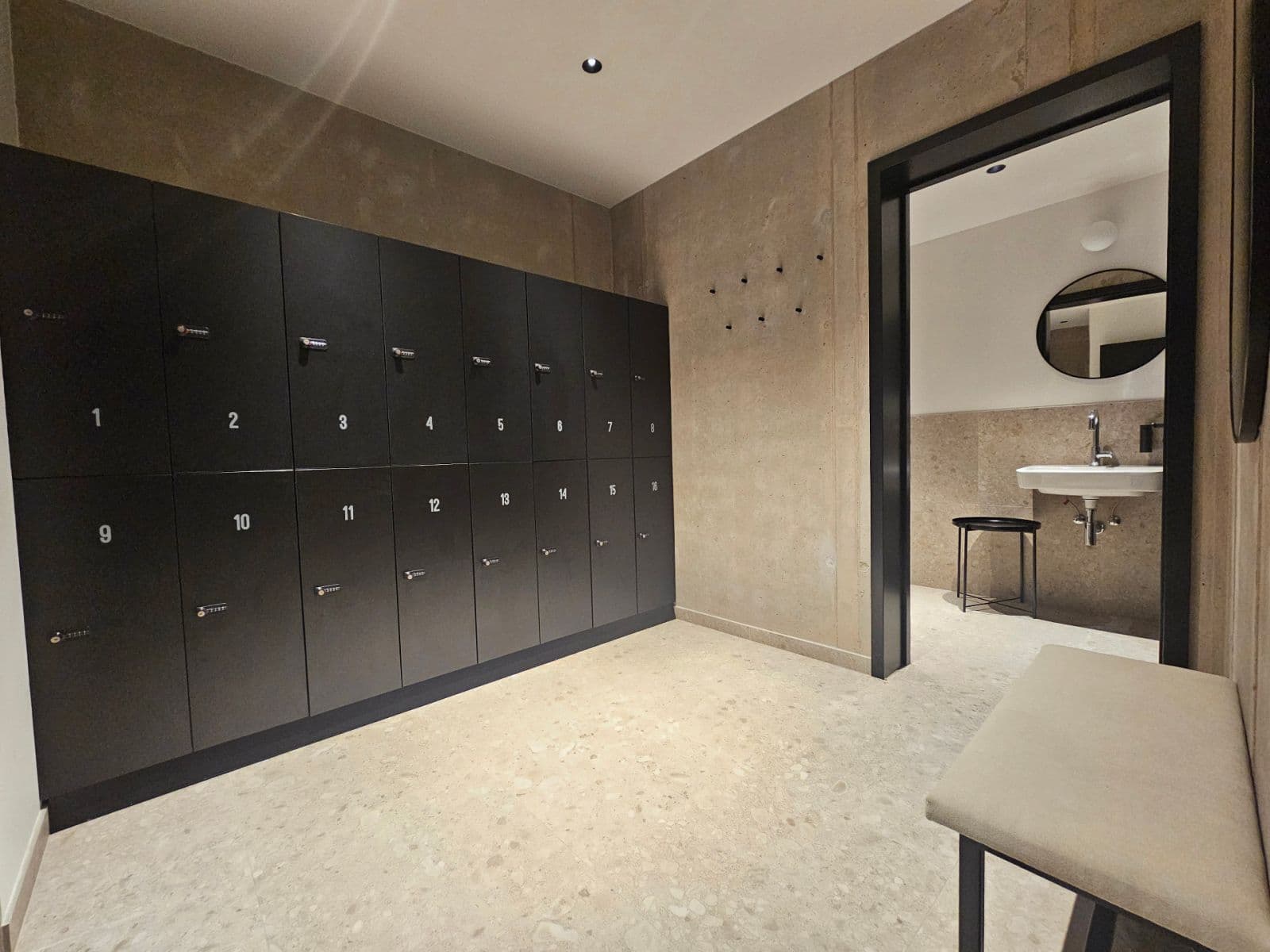 Prenájom bytu 1-izbový 26 m², Bratislavská, Brno, Jihomoravský kraj Prenájom bytu 1-izbový 26 m², Bratislavská, Brno, Jihomoravský kraj