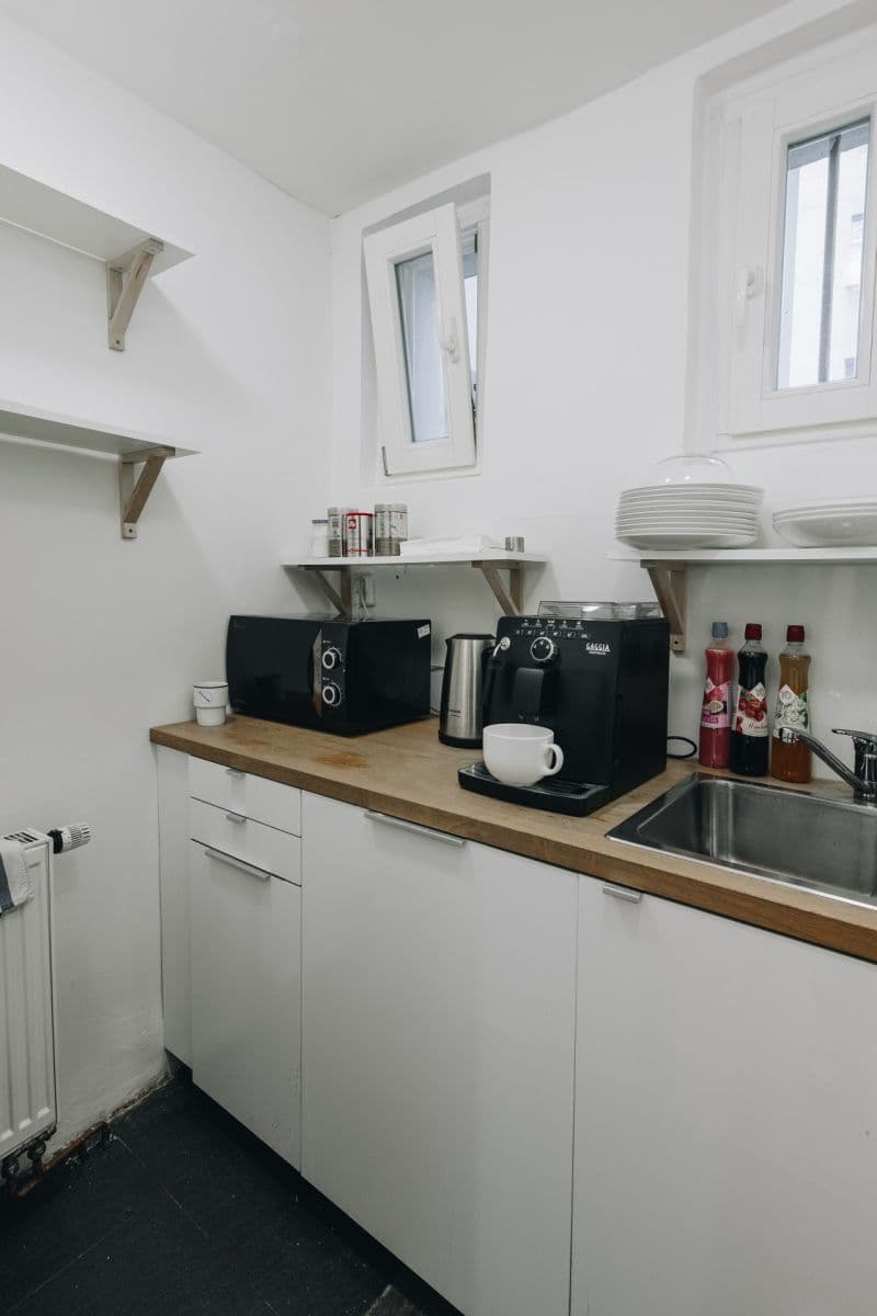 Prenájom kancelárie 135 m², Lidická, Praha, Praha Prenájom kancelárie 135 m², Lidická, Praha, Praha