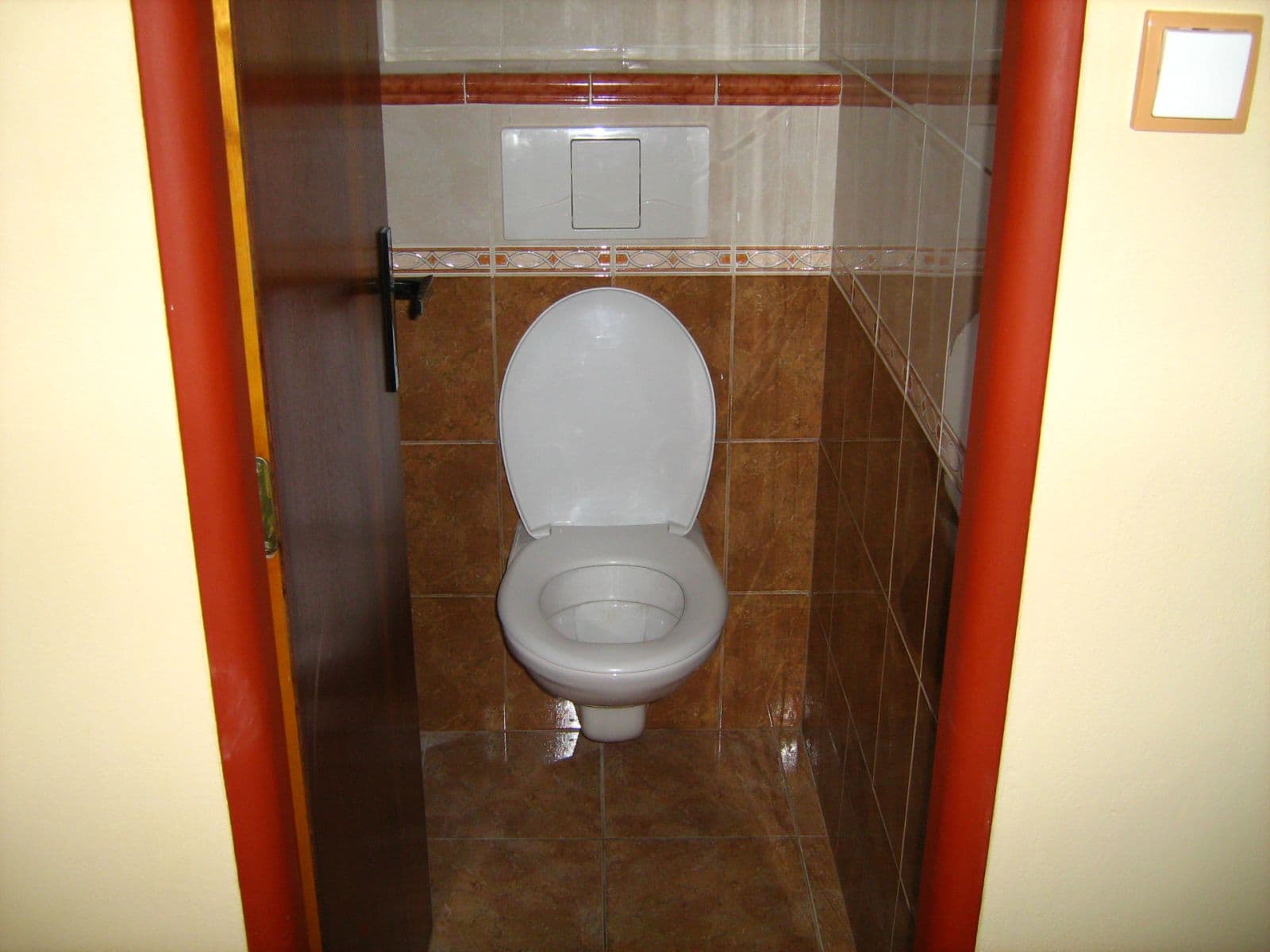 Prenájom bytu 4-izbový 100 m², Na Barborce, Dobrá Voda u Českých Budějovic, Jihočeský kraj Prenájom bytu 4-izbový 100 m², Na Barborce, Dobrá Voda u Českých Budějovic, Jihočeský kraj