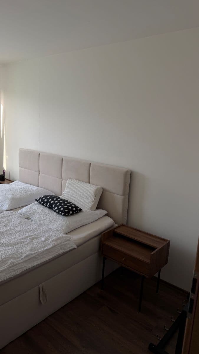 Prenájom bytu 2-izbový 45 m², Rožmitálská, Březnice, Středočeský kraj Prenájom bytu 2-izbový 45 m², Rožmitálská, Březnice, Středočeský kraj