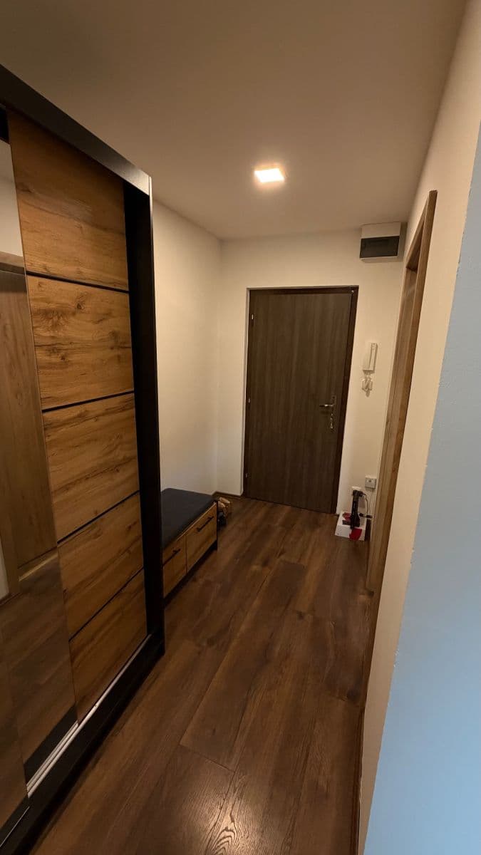 Prenájom bytu 2-izbový 45 m², Rožmitálská, Březnice, Středočeský kraj Prenájom bytu 2-izbový 45 m², Rožmitálská, Březnice, Středočeský kraj