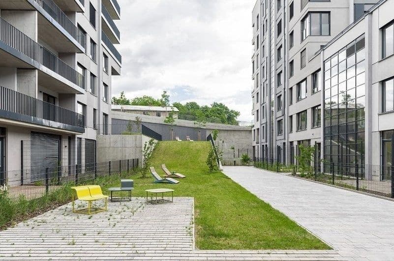 Prenájom bytu 1-izbový 31 m², Grafická, Praha, Praha Prenájom bytu 1-izbový 31 m², Grafická, Praha, Praha