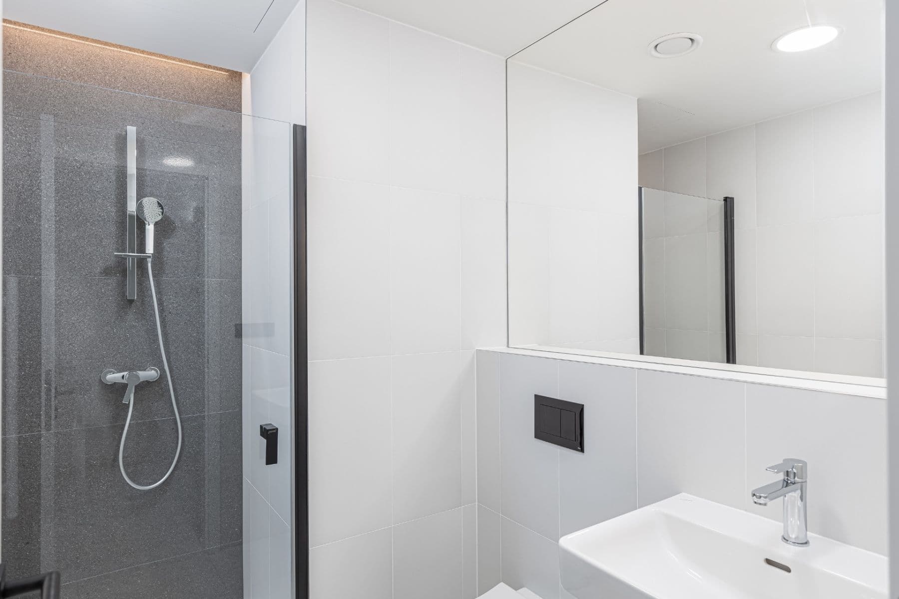 Prenájom bytu 1-izbový 31 m², Grafická, Praha, Praha Prenájom bytu 1-izbový 31 m², Grafická, Praha, Praha