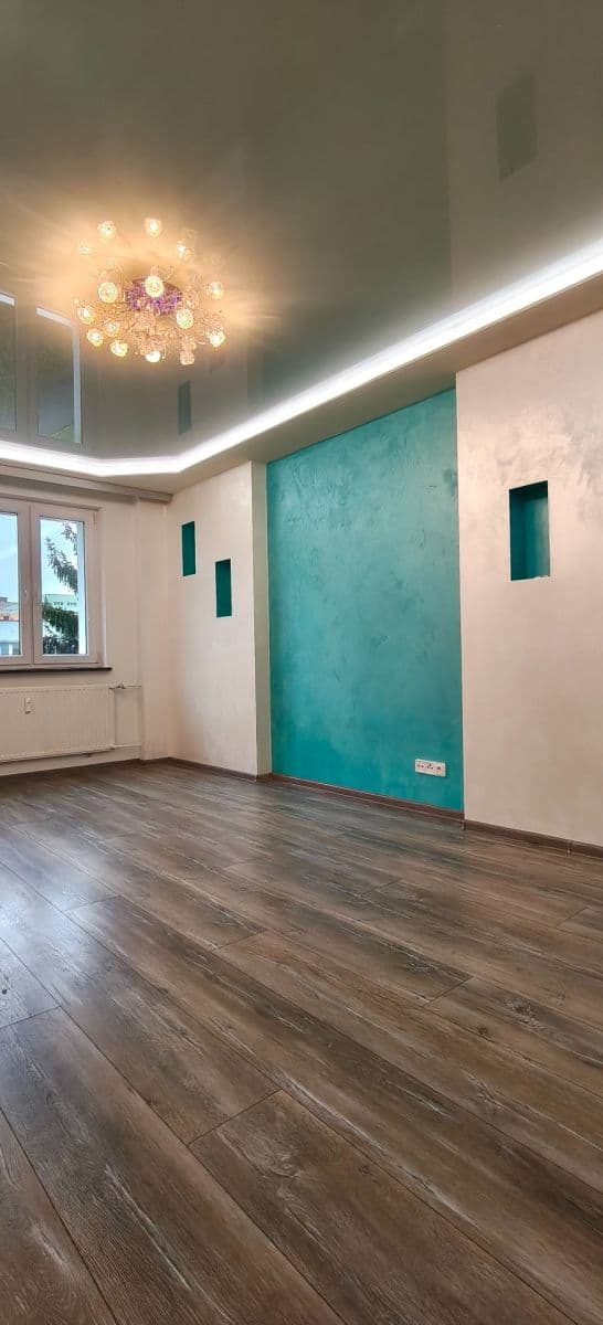 Prenájom bytu 2-izbový 63 m², Konečná, Karlovy Vary, Karlovarský kraj Prenájom bytu 2-izbový 63 m², Konečná, Karlovy Vary, Karlovarský kraj