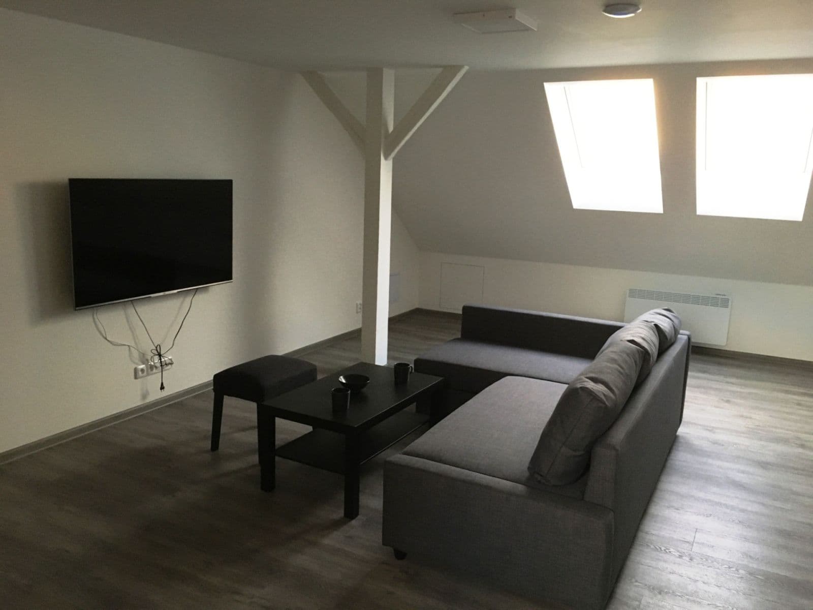 Prenájom bytu 3-izbový 99 m², Mírová, Brno, Jihomoravský kraj Prenájom bytu 3-izbový 99 m², Mírová, Brno, Jihomoravský kraj