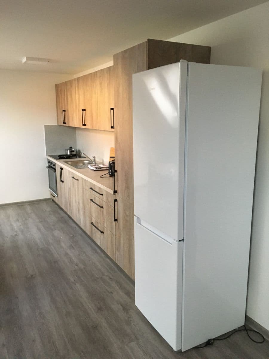 Prenájom bytu 3-izbový 99 m², Mírová, Brno, Jihomoravský kraj Prenájom bytu 3-izbový 99 m², Mírová, Brno, Jihomoravský kraj