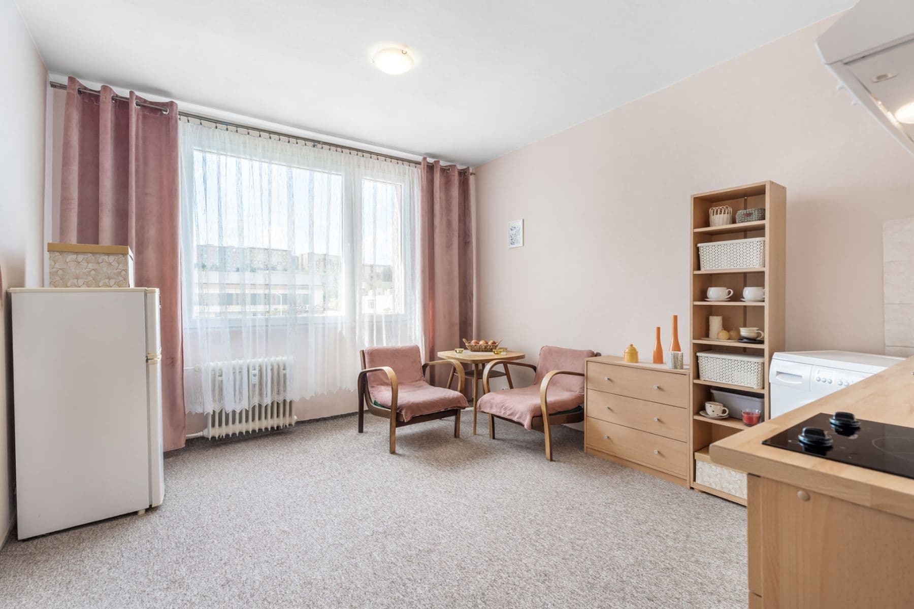 Prenájom bytu 2-izbový 36 m², Písečná, Chomutov, Ústecký kraj Prenájom bytu 2-izbový 36 m², Písečná, Chomutov, Ústecký kraj