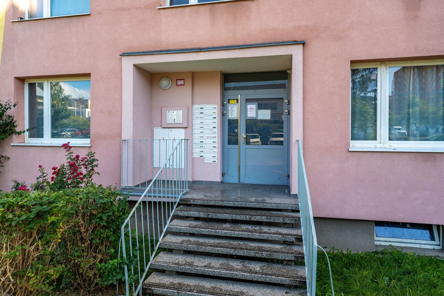 Prenájom bytu 2-izbový 36 m², Písečná, Chomutov, Ústecký kraj Prenájom bytu 2-izbový 36 m², Písečná, Chomutov, Ústecký kraj