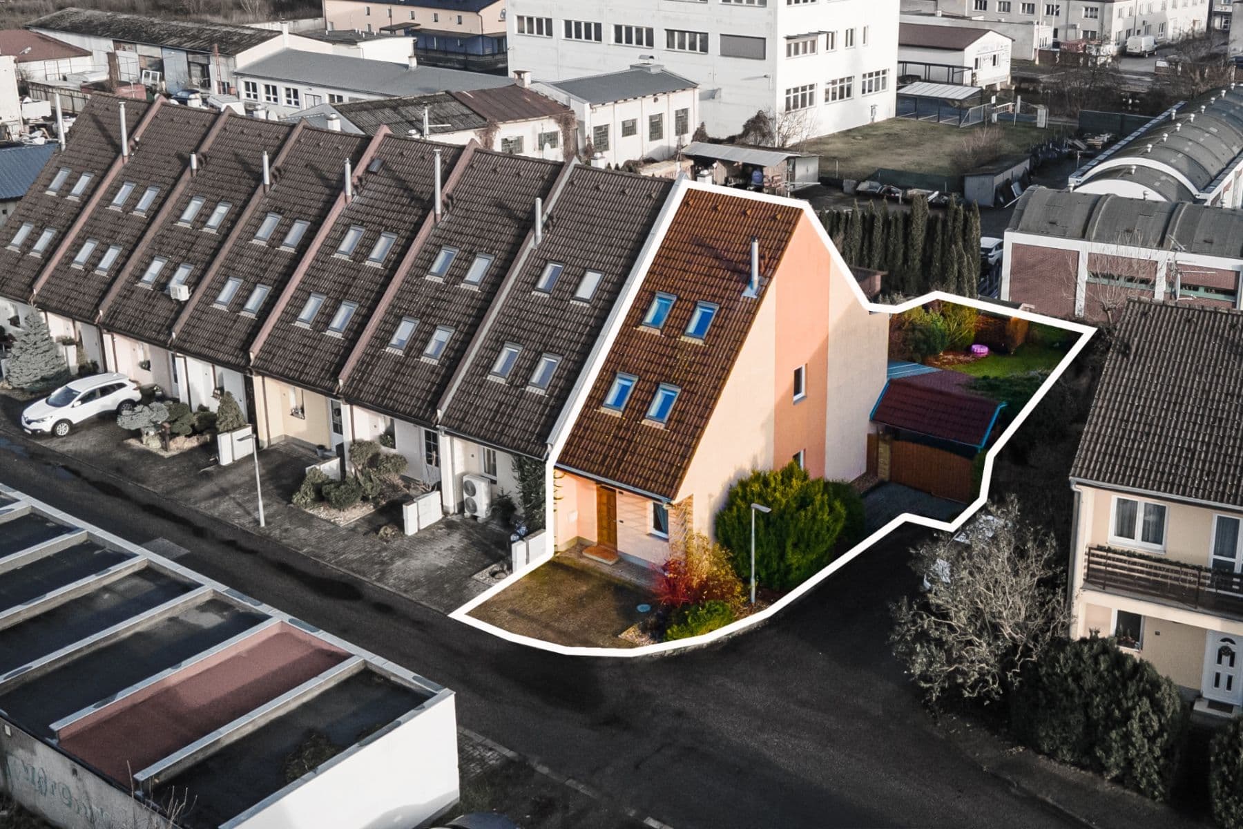 Predaj domu 120 m², pozemek 300 m², Husova třída, Nový Bydžov, Královéhradecký kraj Predaj domu 120 m², pozemek 300 m², Husova třída, Nový Bydžov, Královéhradecký kraj