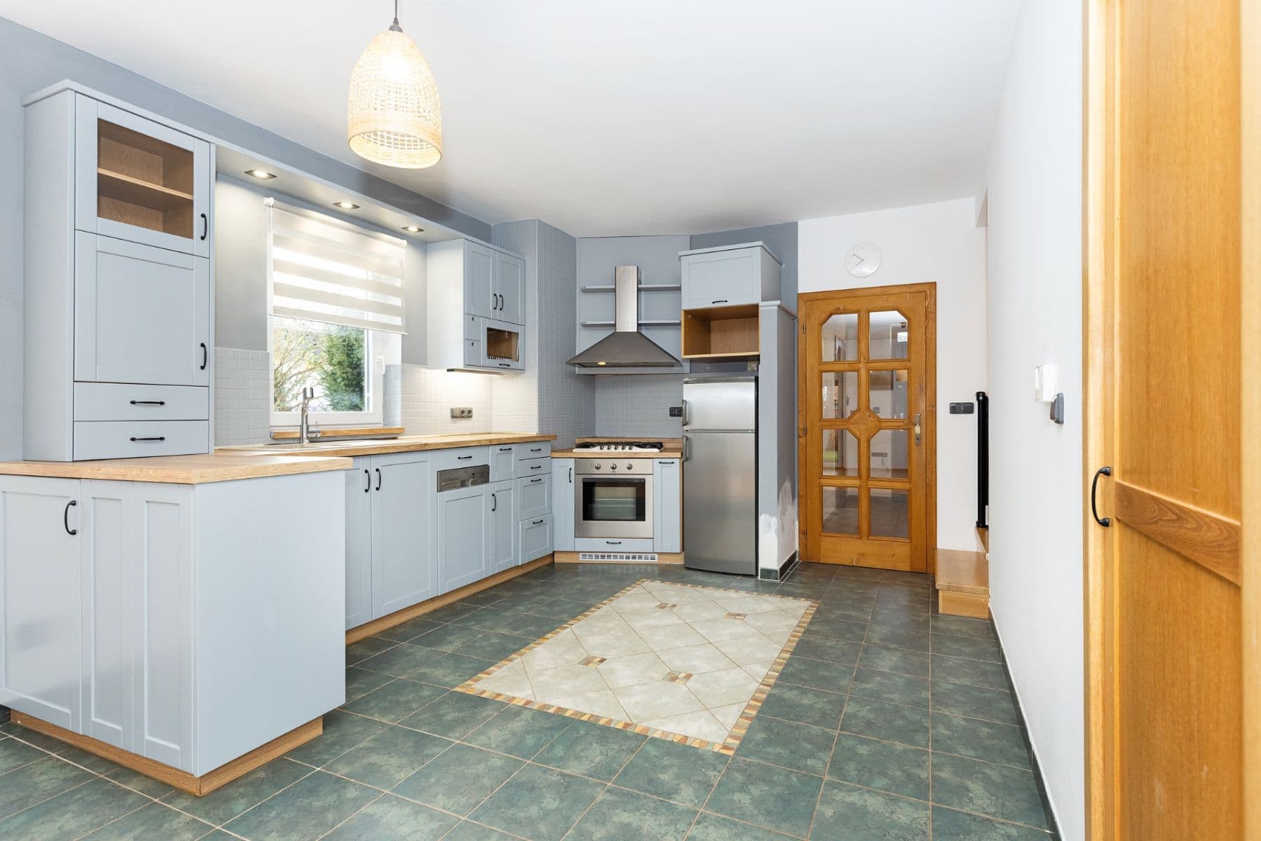 Predaj domu 120 m², pozemek 300 m², Husova třída, Nový Bydžov, Královéhradecký kraj Predaj domu 120 m², pozemek 300 m², Husova třída, Nový Bydžov, Královéhradecký kraj