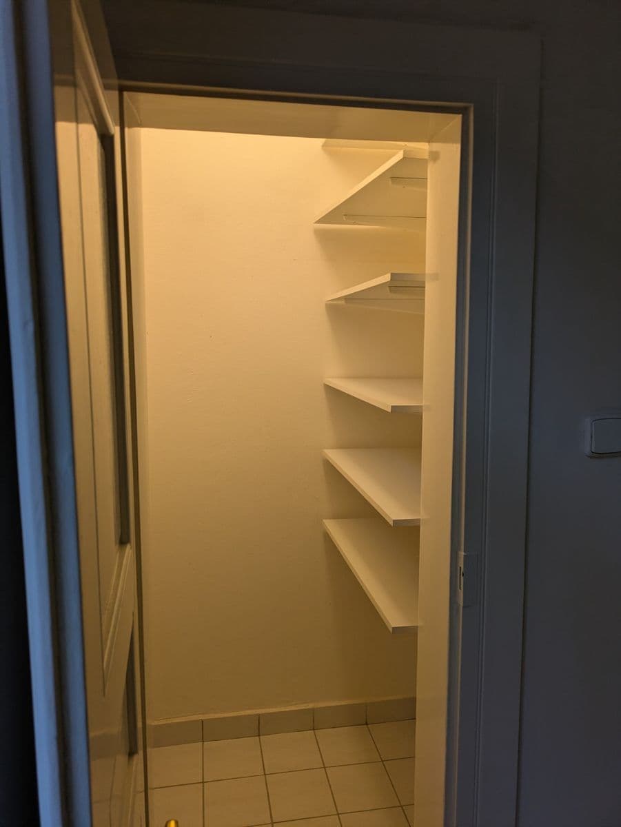 Prenájom bytu 2-izbový 38 m², Táboritská, Praha, Praha Prenájom bytu 2-izbový 38 m², Táboritská, Praha, Praha