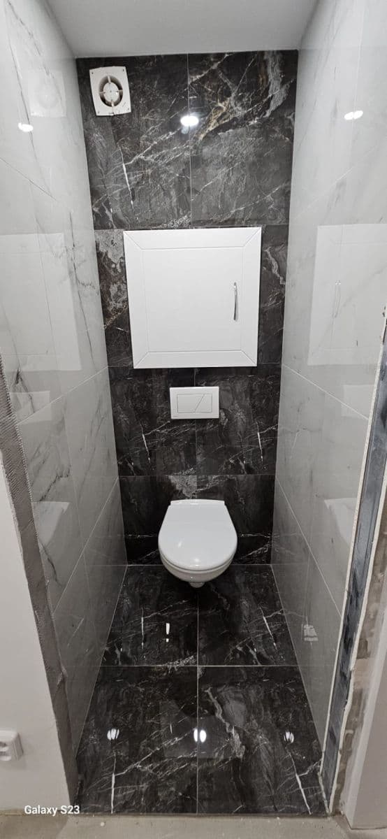 Prenájom bytu 2-izbový 56 m², Na Kopci, Karviná, Moravskoslezský kraj Prenájom bytu 2-izbový 56 m², Na Kopci, Karviná, Moravskoslezský kraj