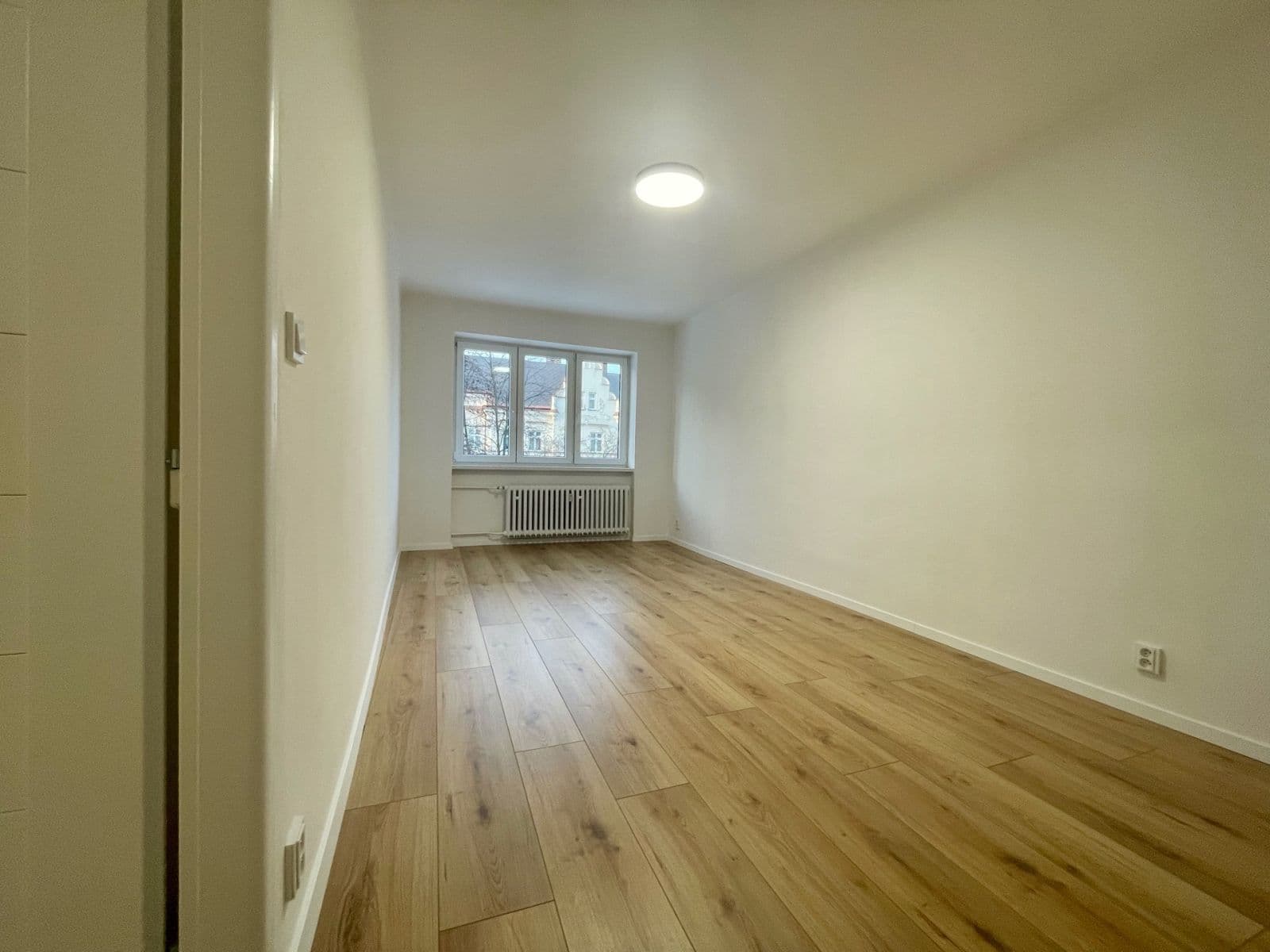Prenájom bytu 4-izbový 85 m², Dolní, Ostrava, Moravskoslezský kraj Prenájom bytu 4-izbový 85 m², Dolní, Ostrava, Moravskoslezský kraj