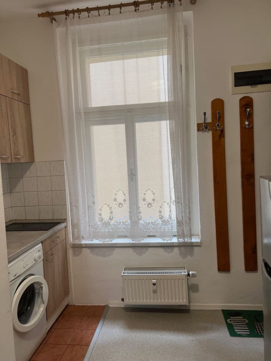 Prenájom bytu 1-izbový 27 m², Rybalkova, Praha, Praha Prenájom bytu 1-izbový 27 m², Rybalkova, Praha, Praha