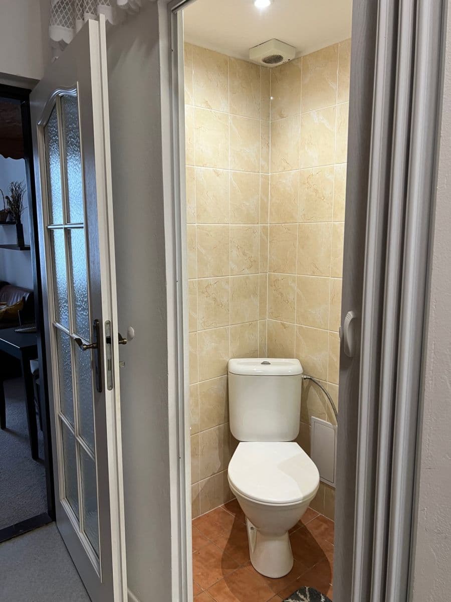 Prenájom bytu 1-izbový 27 m², Rybalkova, Praha, Praha Prenájom bytu 1-izbový 27 m², Rybalkova, Praha, Praha